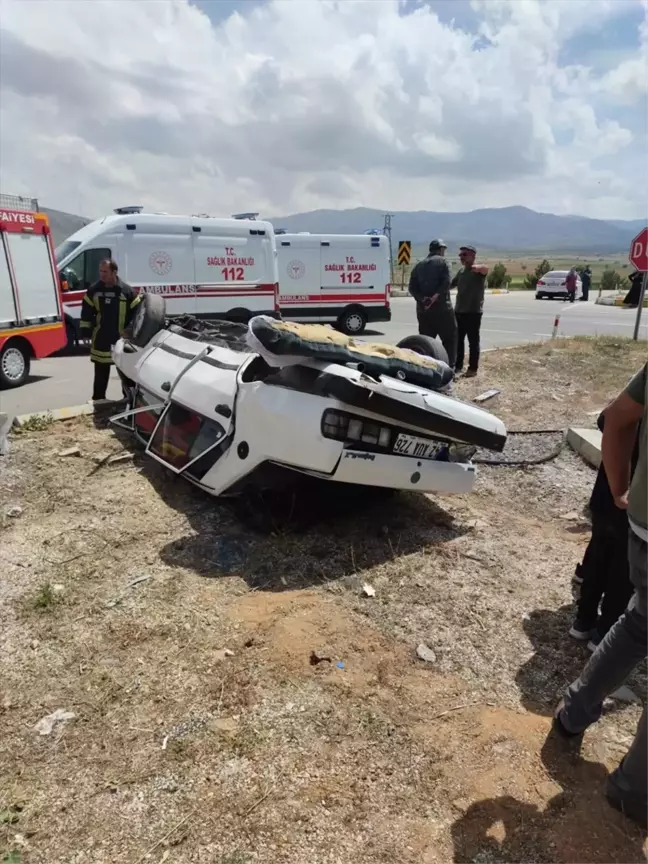 Konya'da tır ile otomobil çarpışması: 4 yaralı