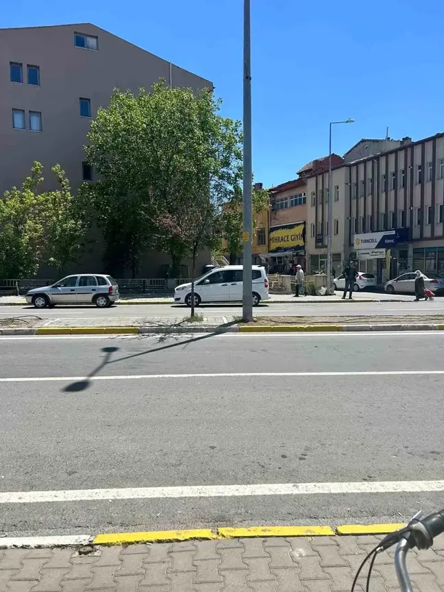 Kayseri'de Pompalı Tüfekli Saldırı: Eski Eş ve Baba Yaralandı