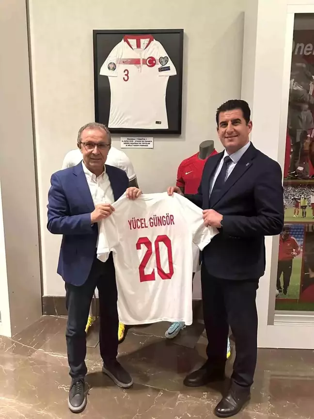 AK Parti Denizli İl Başkanı Yücel Güngör, Ahmet İbanoğlu'nun MHK Başkanı olarak yapacağı çalışmaların Türk futboluna önemli katkılar sağlayacağını vurguladı