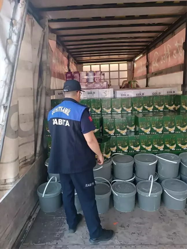 Gaziantep'te 2 Bin 398 Litre Sahte Zeytinyağı Ele Geçirildi