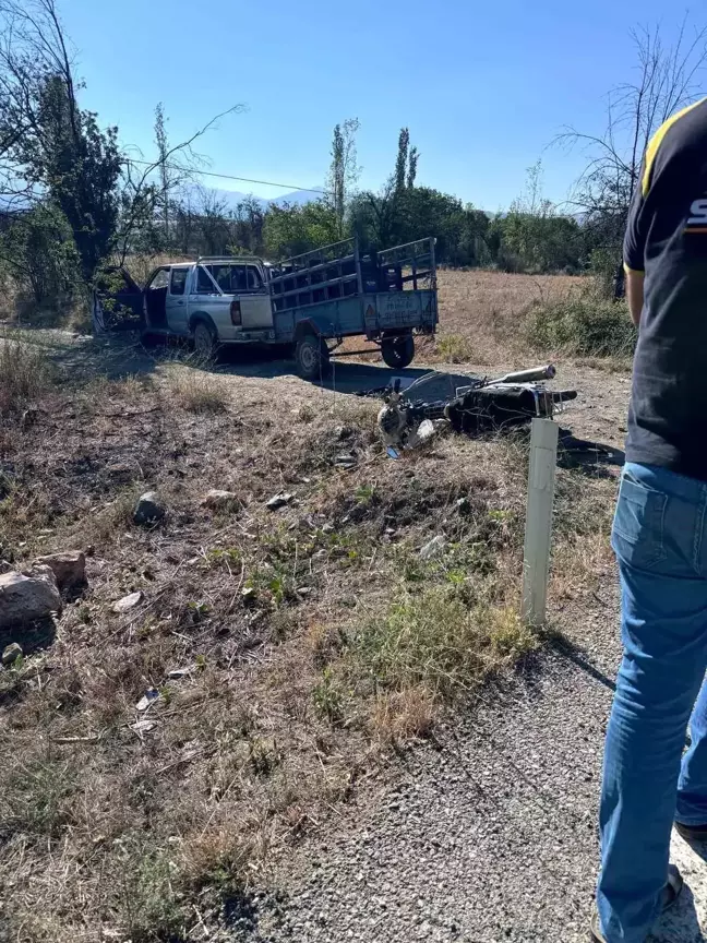 Burdur'da motosikletli çocuk otomobille çarpıştı