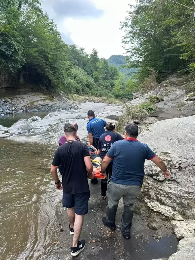 Samsun'da İmam Irmakta Boğulma Tehlikesi Geçirdi