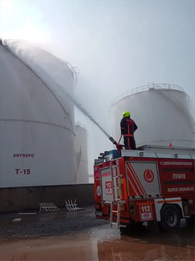 Mersin'deki akaryakıt dolum tesisinde çıkan yangın kontrol altına alındı