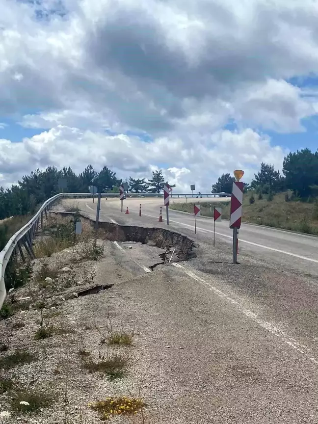 Bolu'da Çöken Yol Hala Yapılmayı Bekliyor