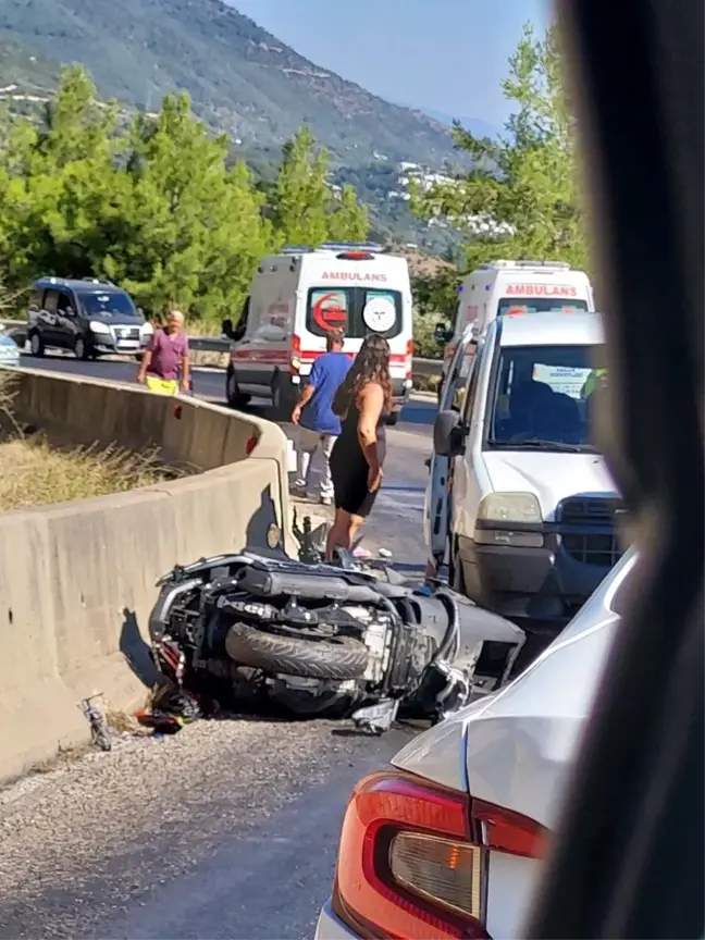 İzmir'de zincirleme kaza: 1 ölü, 6 yaralı