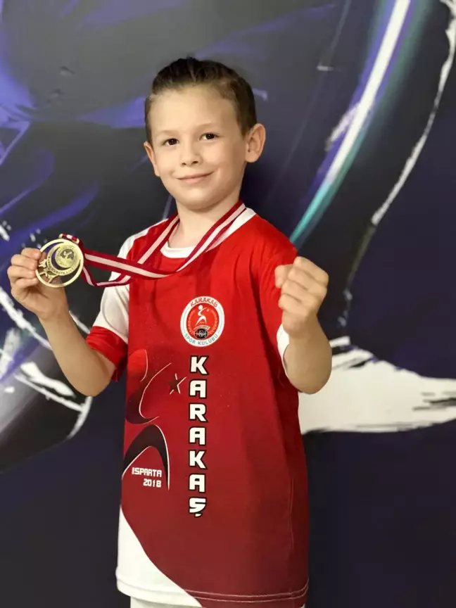 Karate Sporcusu Enes Gündaşlı Hayatını Kaybetti