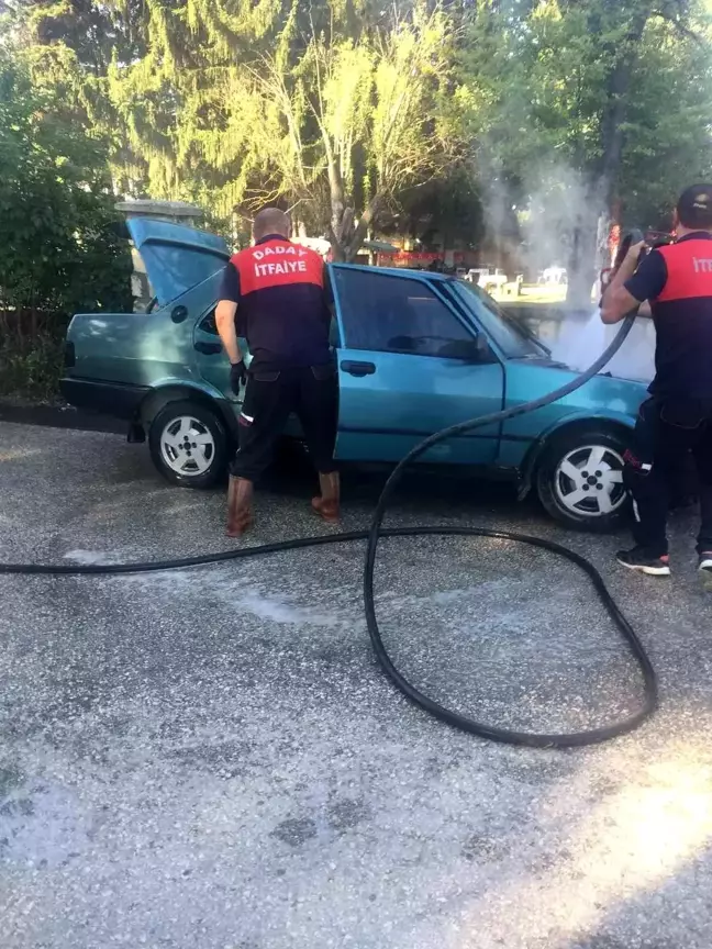 Kastamonu Daday'da Park Halindeki Otomobilde Yangın Çıktı