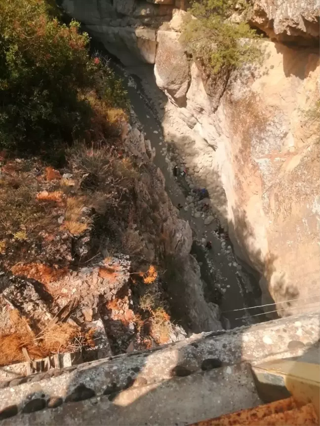 Saklıkent Kanyonu'nda mahsur kalan kişi kurtarıldı