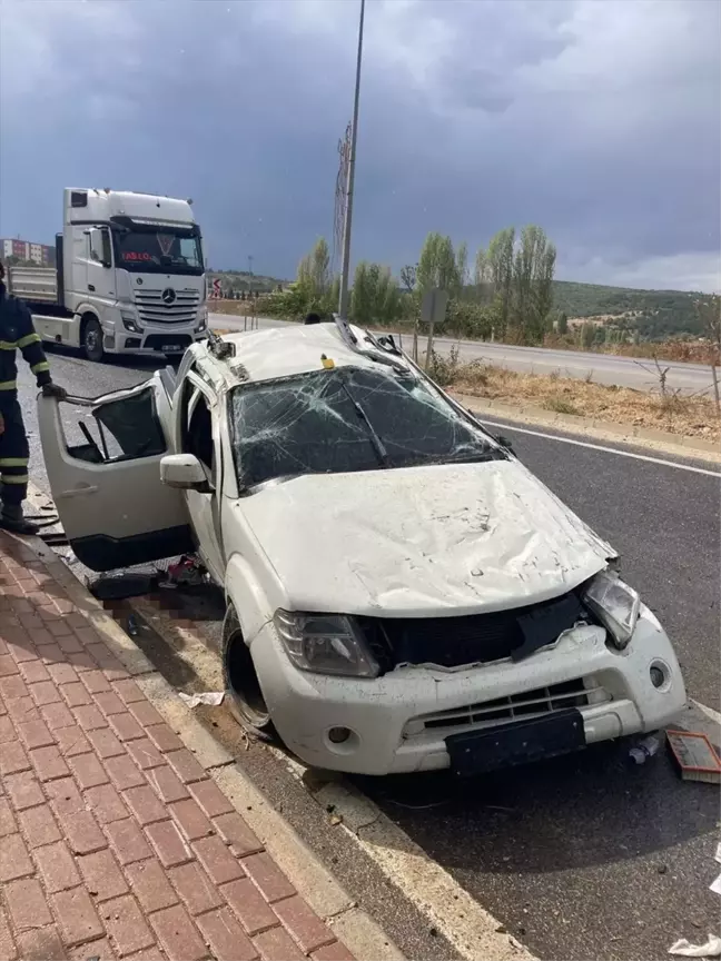 Bilecik'te Kaza: Sürücü Hayatını Kaybetti, 3 Yaralı