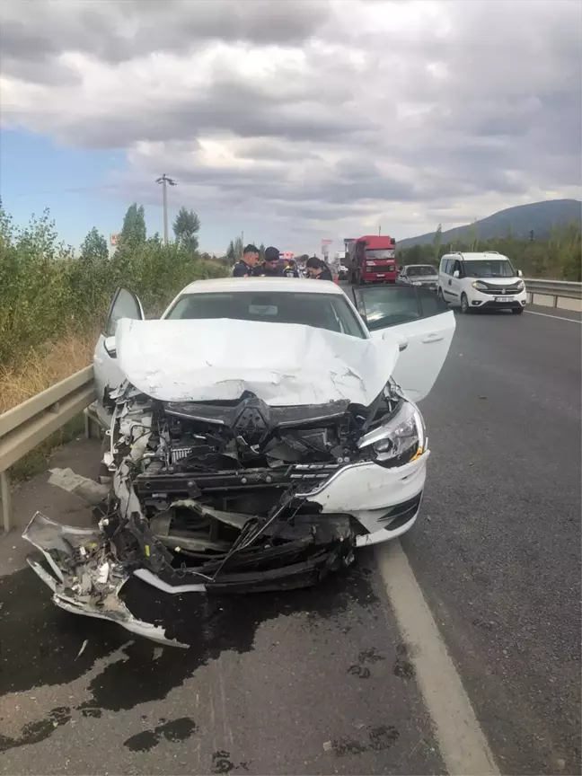 Konya'da Trafik Kazası: 4 Yaralı