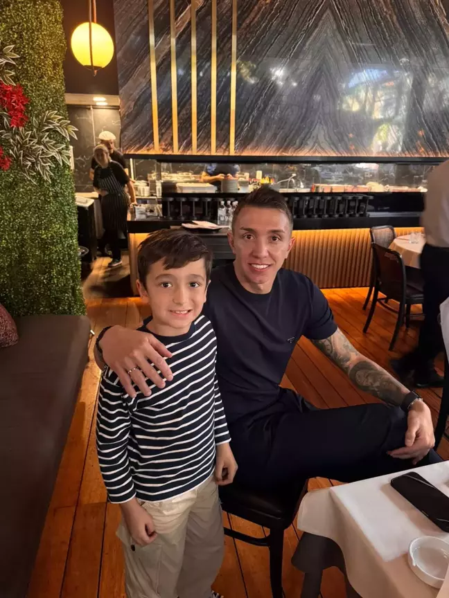 Muslera'nın Kebabı Takım Ruhu Artırdı