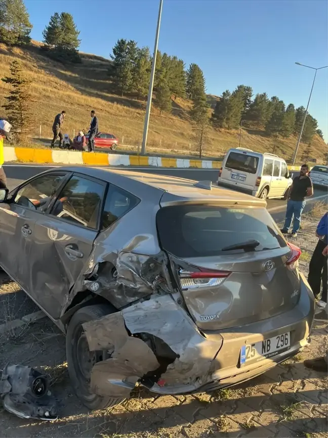 Ağrı'da Trafik Kazası: 1'i Bebek 8 Yaralı