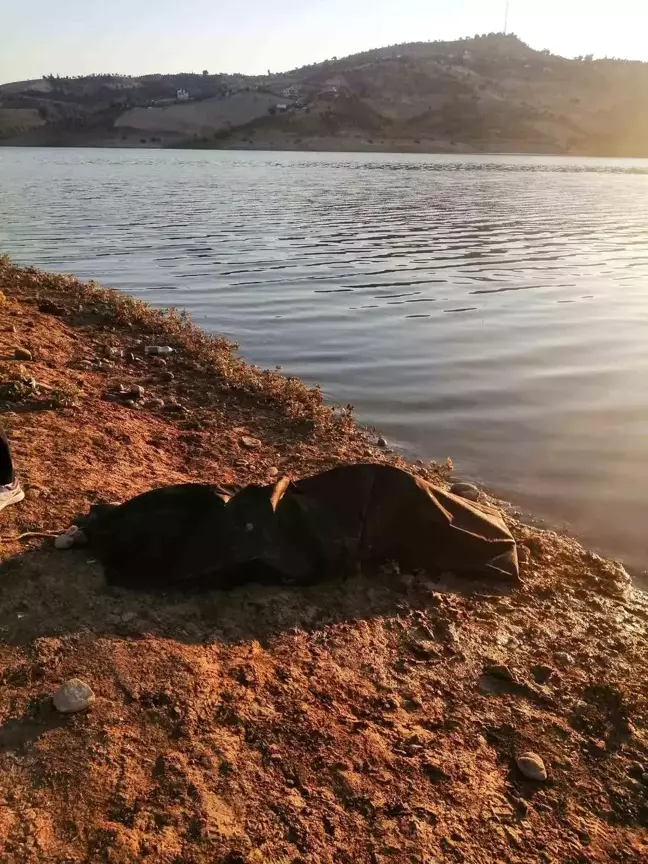 Kahramanmaraş'ta Balık Avlamaya Giden Kişi Aracıyla Göle Düşerek Hayatını Kaybetti