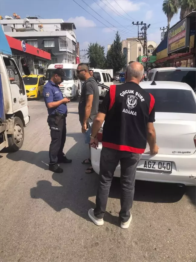 Adana'da Okul Çevrelerinde Denetim: Uyuşturucu ve Kaçak Sigara Operasyonu