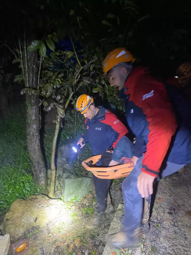 Rize'de Sağanak Yağış Nedeniyle Aile Tahliye Edildi