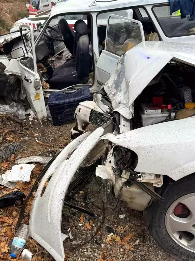 Balya'da Çift Taraflı Trafik Kazasında 5 Kişi Yaralandı