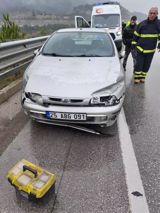 Tokat'ta Cip ile Otomobil Çarpıştı: 2 Yaralı