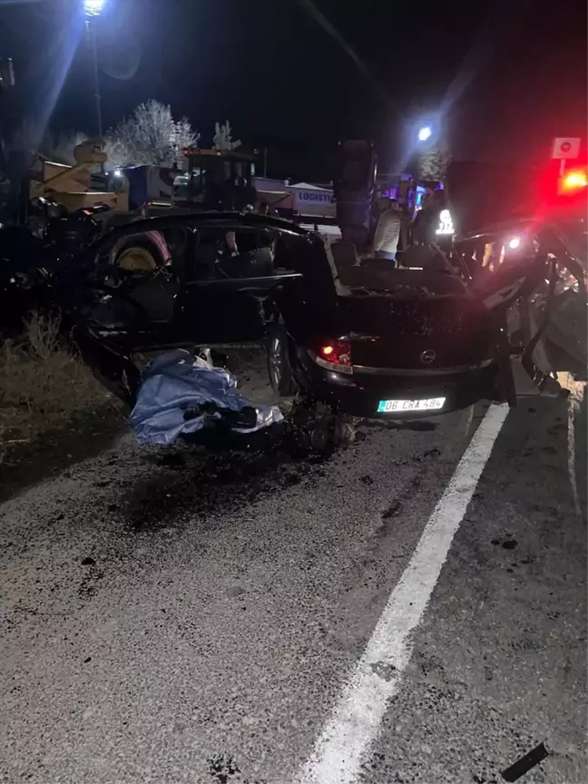 Bilecik'te Otomobilin Ekskavatöre Çarpması Sonucu Sürücü Hayatını Kaybetti