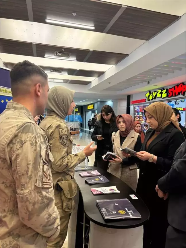 Siirt'te Kadın Destek Uygulaması (KADES) Tanıtıldı