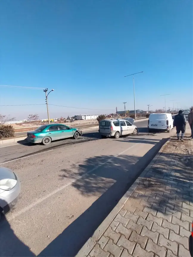 Malatya'da Trafik Kazası: 1 Kişi Yaralandı