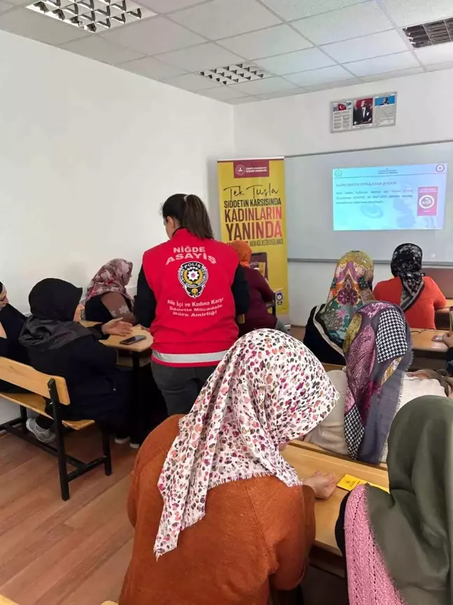 Niğde Aile Destek Merkezinde KADES Bilgilendirme Faaliyeti