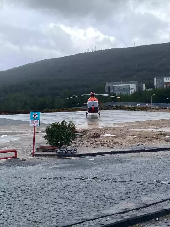 Muğla'da Ambulans Helikopterin Hastaneye Çarpma Anı Görüntülendi