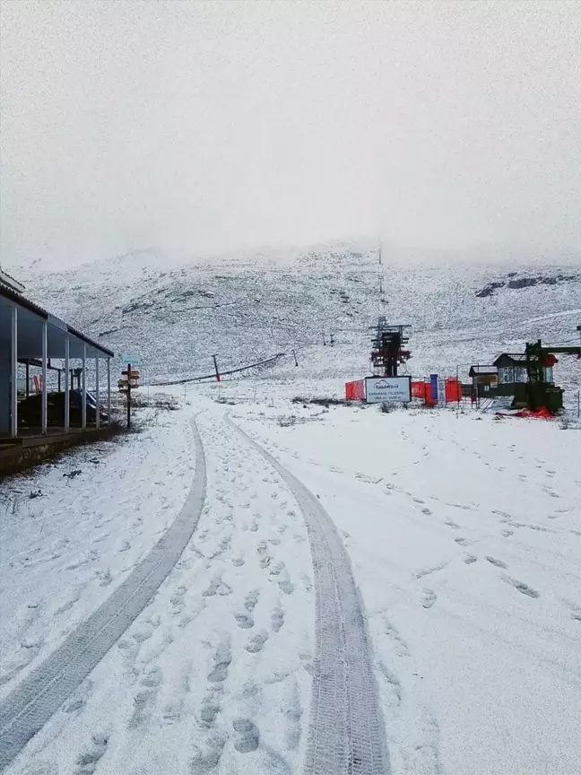 Antalya'nın Yüksek Kesimlerinde Kar Yağışı Etkili Oldu