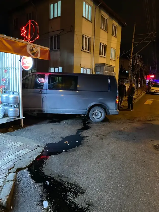 Afyonkarahisar'da Kamyonet Çarpan Yaya Hayatını Kaybetti