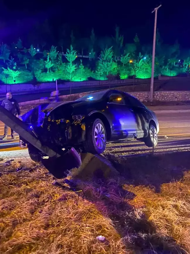 Kastamonu'da Takla Atan Cip Yön Tabelasına Çarptı: 5 Yaralı