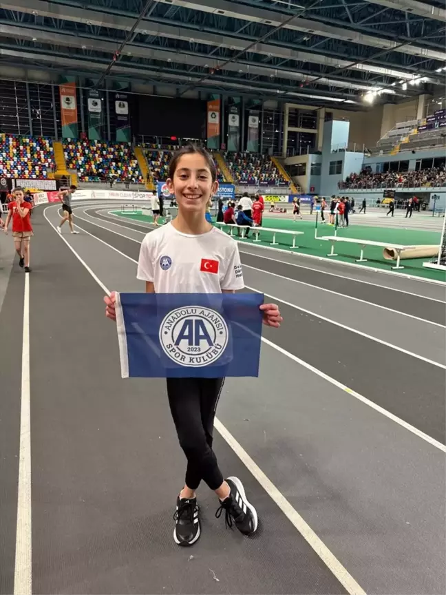 İstanbul'da Genç Atletizmcilerden Yerel Deneme Yarışları