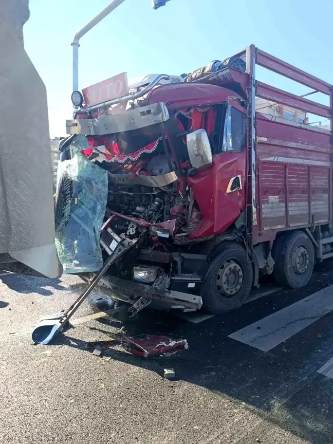 Bismil'de Zincirleme Trafik Kazası: 3 Yaralı