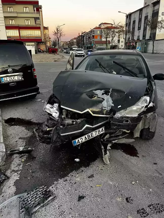 Konya'da Trafik Kazası: 4 Yaralı