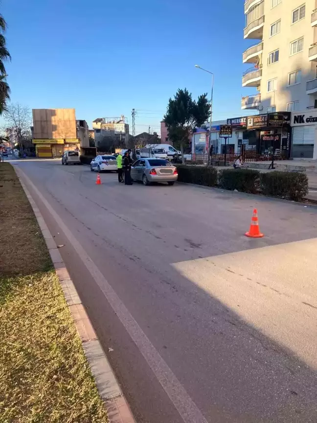 Adana Kozan'da Polis Denetimlerinde 9 Hükümlü Yakalandı