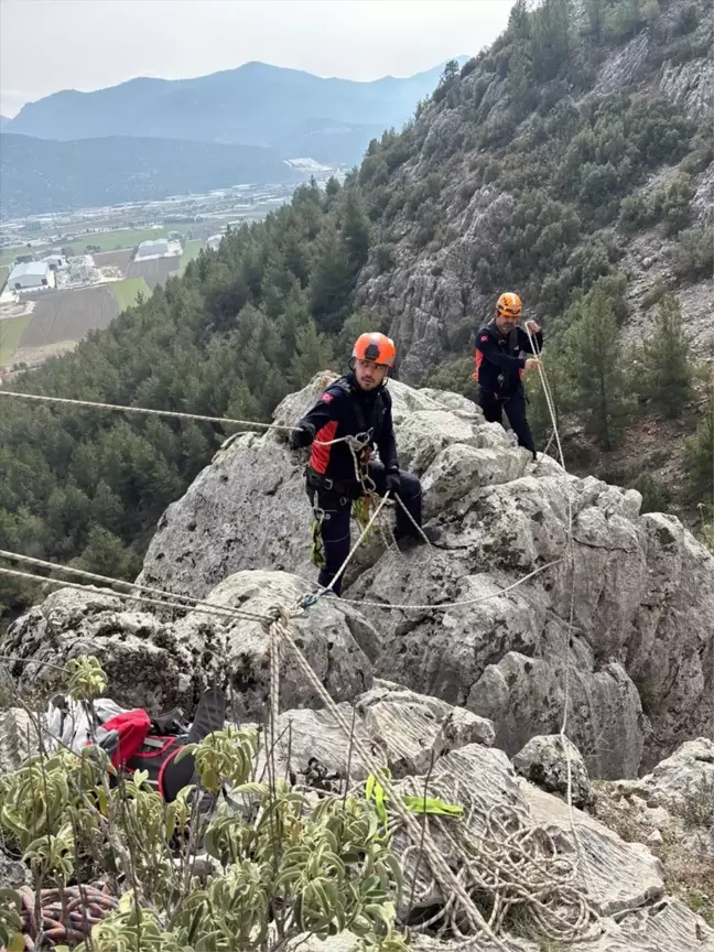 Burdur'da Mahsur Kalan Keçiler AFAD Ekipleri Tarafından Kurtarıldı