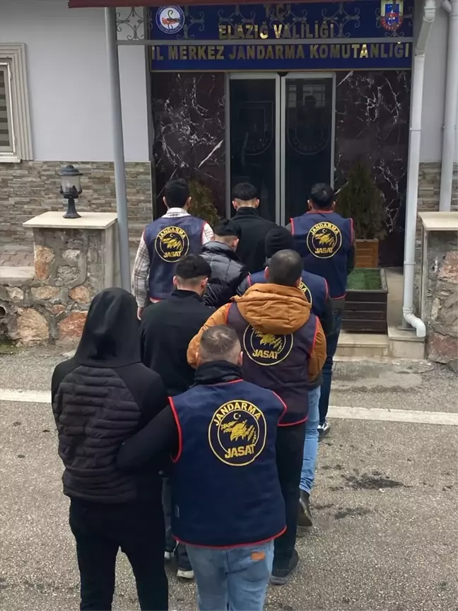 Elazığ'da Bakır Kablo Hırsızlığı: 4 Şüpheli Yakalandı