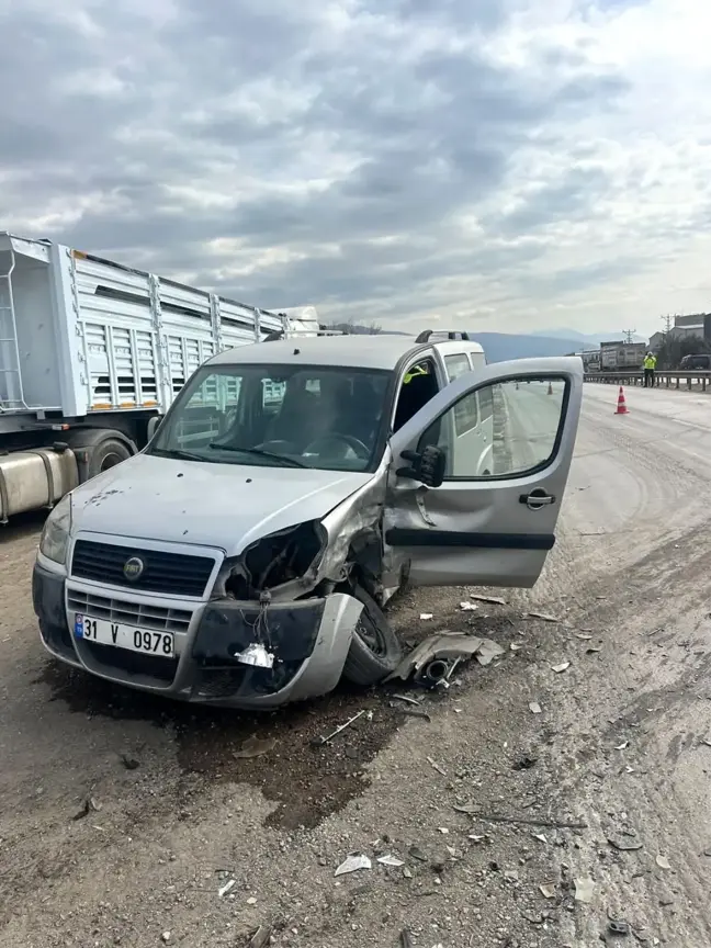 Hatay'da Trafik Kazasında Bir Sürücü Hayatını Kaybetti