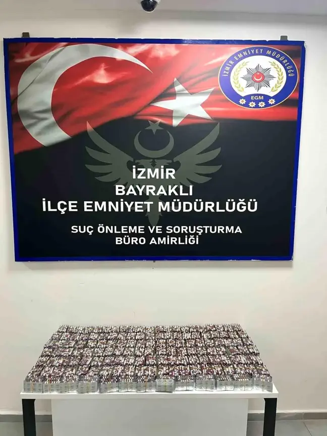 İzmir'de Uyuşturucu Ticareti Operasyonu: 15 Bin 537 Hap Ele Geçirildi