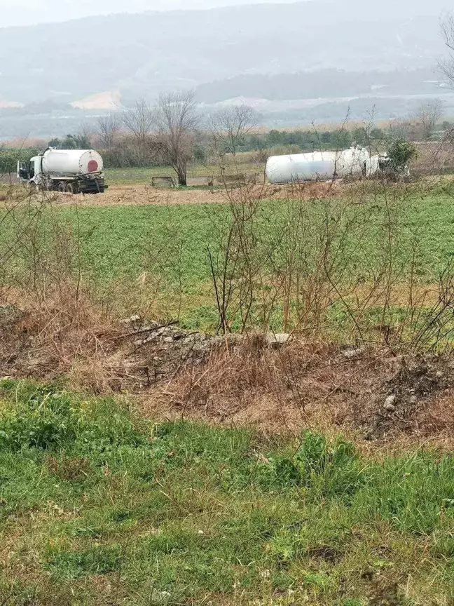 Menderes Nehri'ne Atık Dökümü: Firmaya 18 Bin TL Ceza