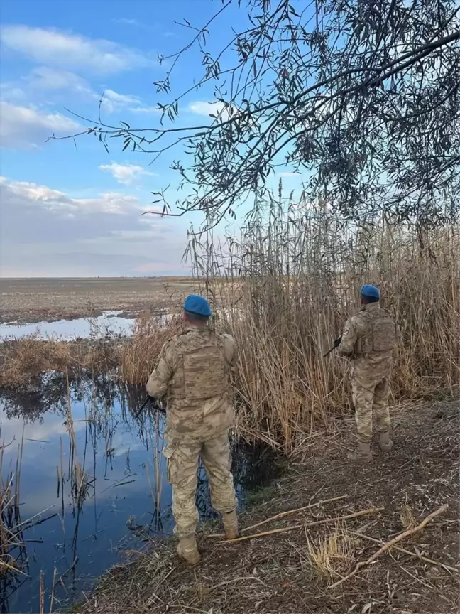 Eber Gölü Koruma Önlemleriyle Kaçak Avcılığa Geçit Yok