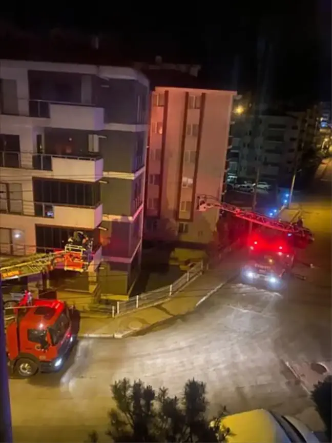 Karabük'te Yangın: 5 Kişi Dumandan Etkilendi, Zanlı Gözaltına Alındı