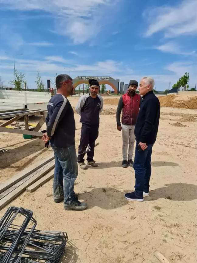 Kırklareli Valisi Uğur Turan, OSB'de İncelemelerde Bulundu