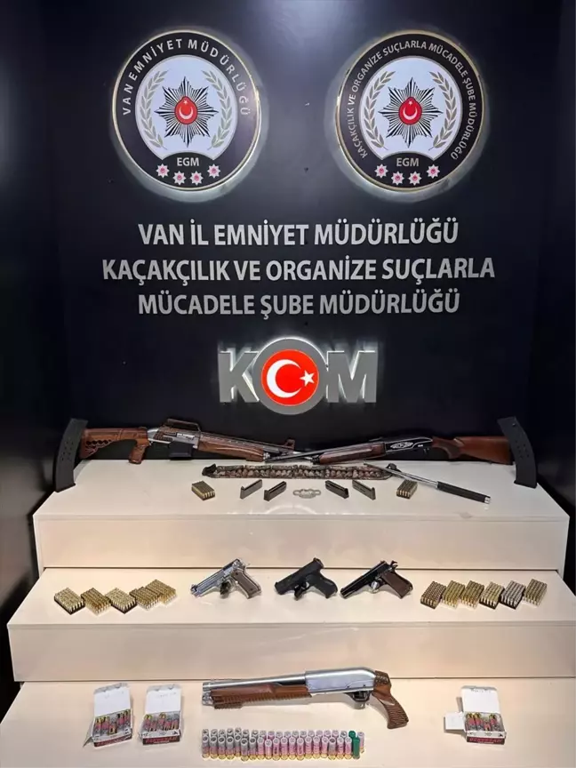 Van'da Nitelikli Yağma Operasyonu: 4 Şüpheli Gözaltında