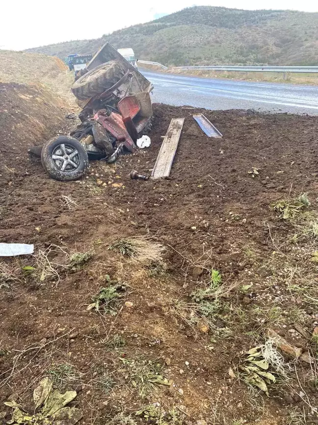 Kayseri'de Traktör Şarampole Yuvarlandı: Sürücü Yaralandı