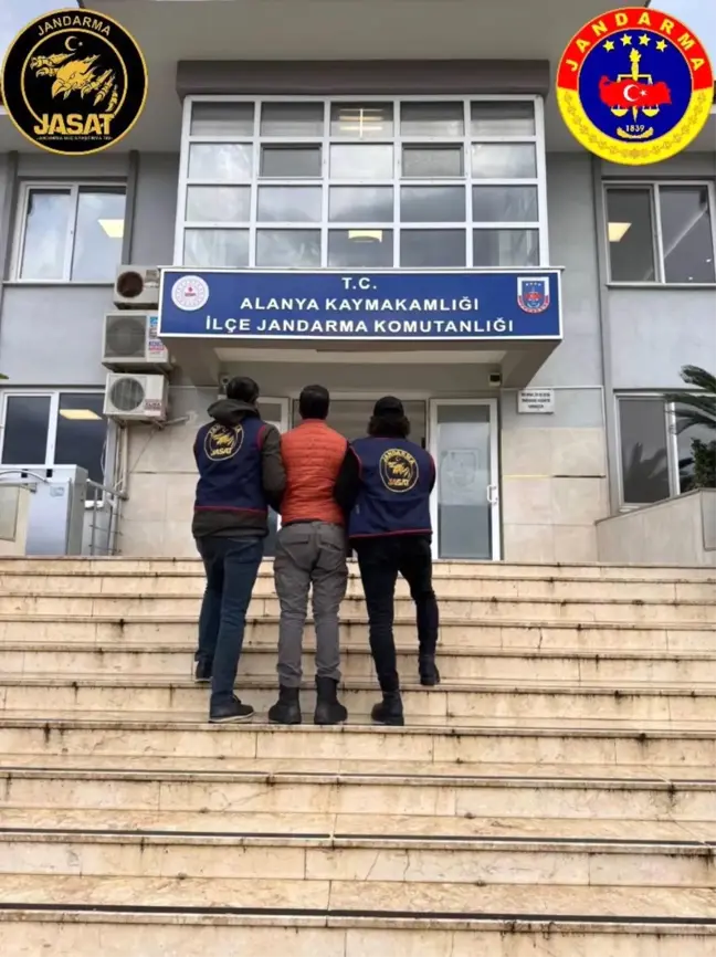 Antalya'da Jandarma JASAT'tan Suçlulara Büyük Darbe