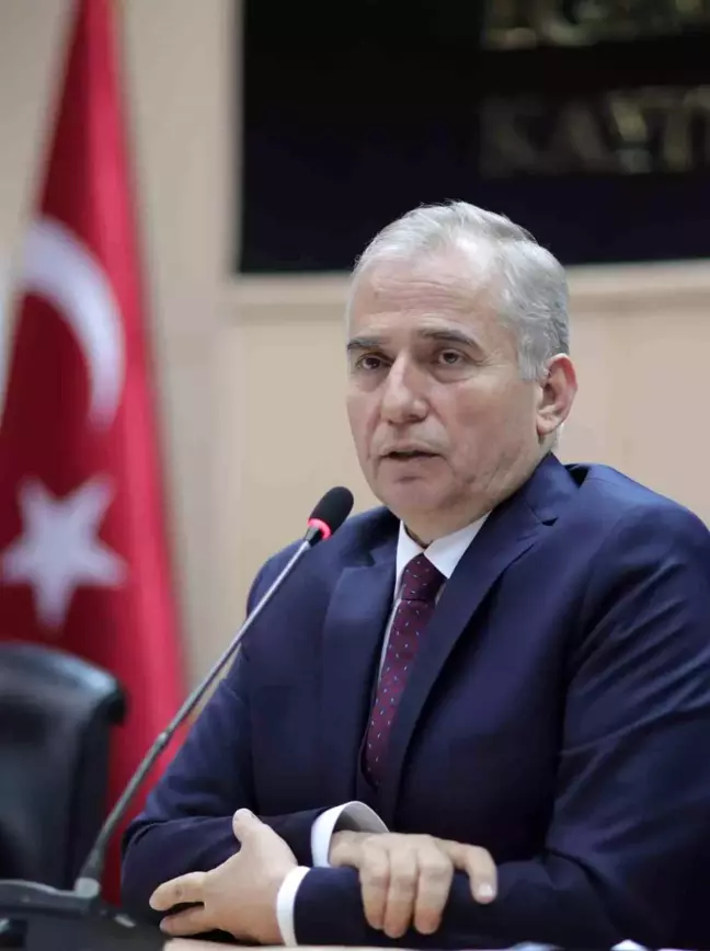 Denizli Büyükşehir Belediye Başkanı Osman Zolan'dan Pençe Kilit Operasyonu'nda şehit düşen askerler için taziye mesajı