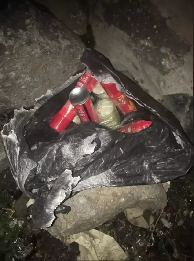 Diyarbakır'da Uygulama Yapan Polis Ekiplerine El Yapımı Patlayıcı Atan 5 Şüpheli Gözaltına Alındı