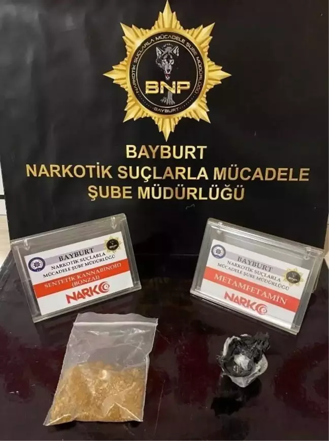 Bayburt'ta Araçta Uyuşturucu Ele Geçirildi