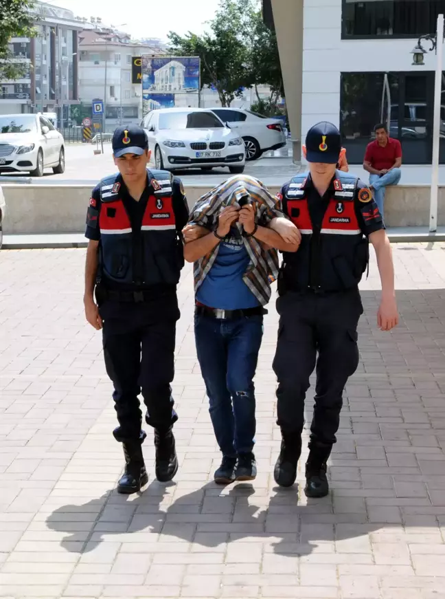 Alanya'da turistin parasını çaldığı öne sürülen şüpheli yakalandı