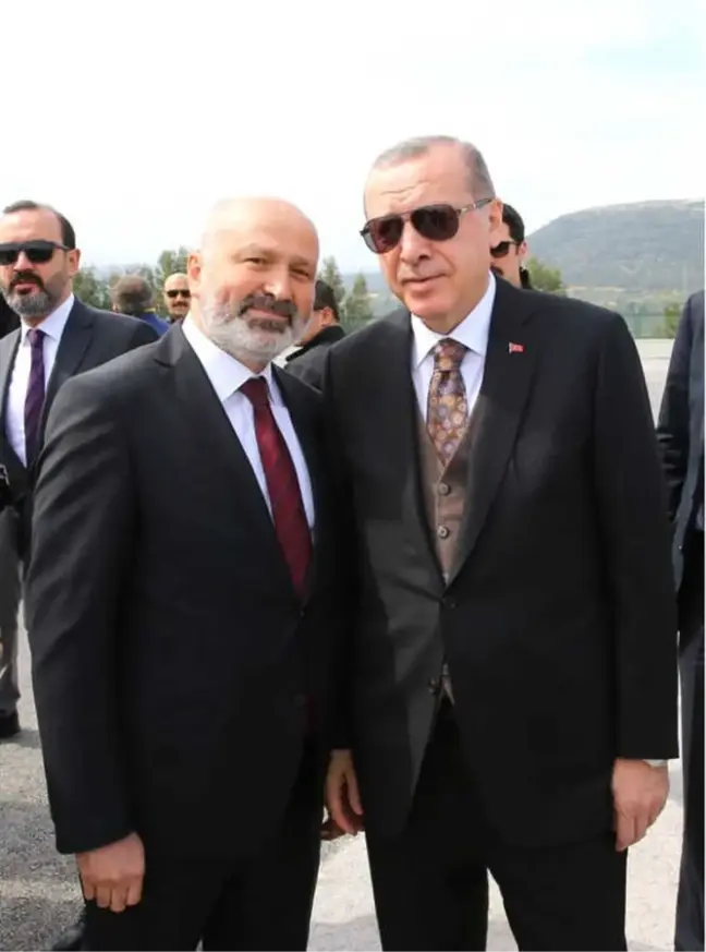 Aslan, Adaylık İçin Görevinden İstifa Etti