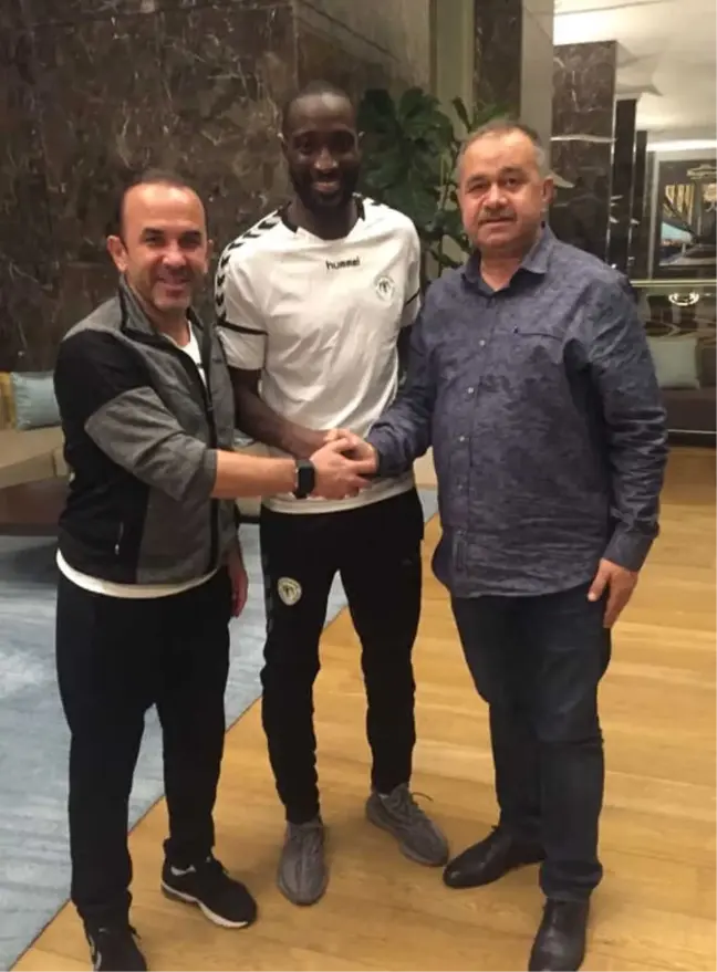 Atiker Konyaspor, Yatabare ile 2.5 Yıllık Sözleşme İmzaladı